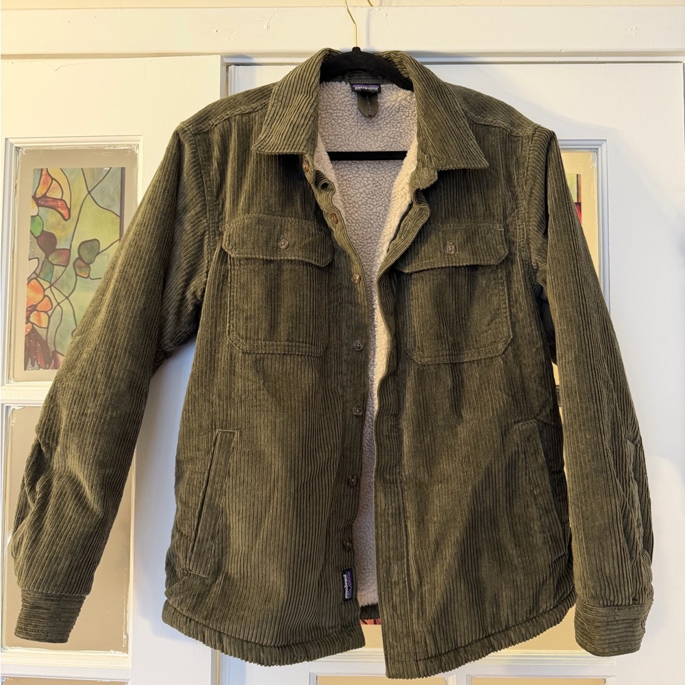 Patagonia Men's Green Corduroy Shirt Jacket